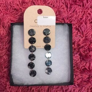 Never worn tortoise shell drop earrings